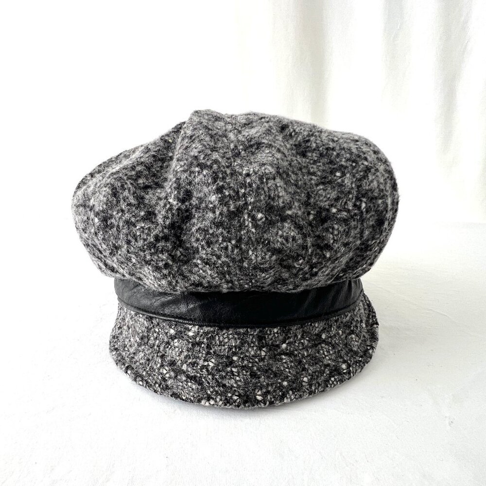 Newsboy Cap Style Hat, by Giovannio New York Salt & Pepper Polyester Blend, New!